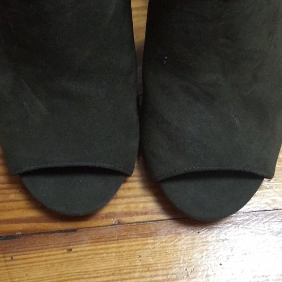 Shoedazzle Ankle Booties Forest Green Worn Once - Picture 7 of 8